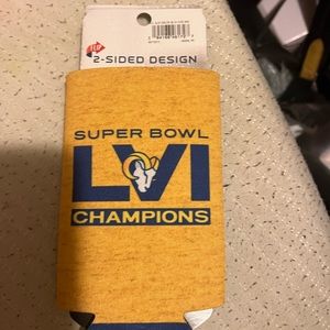 Slim can cooler blue and yellow